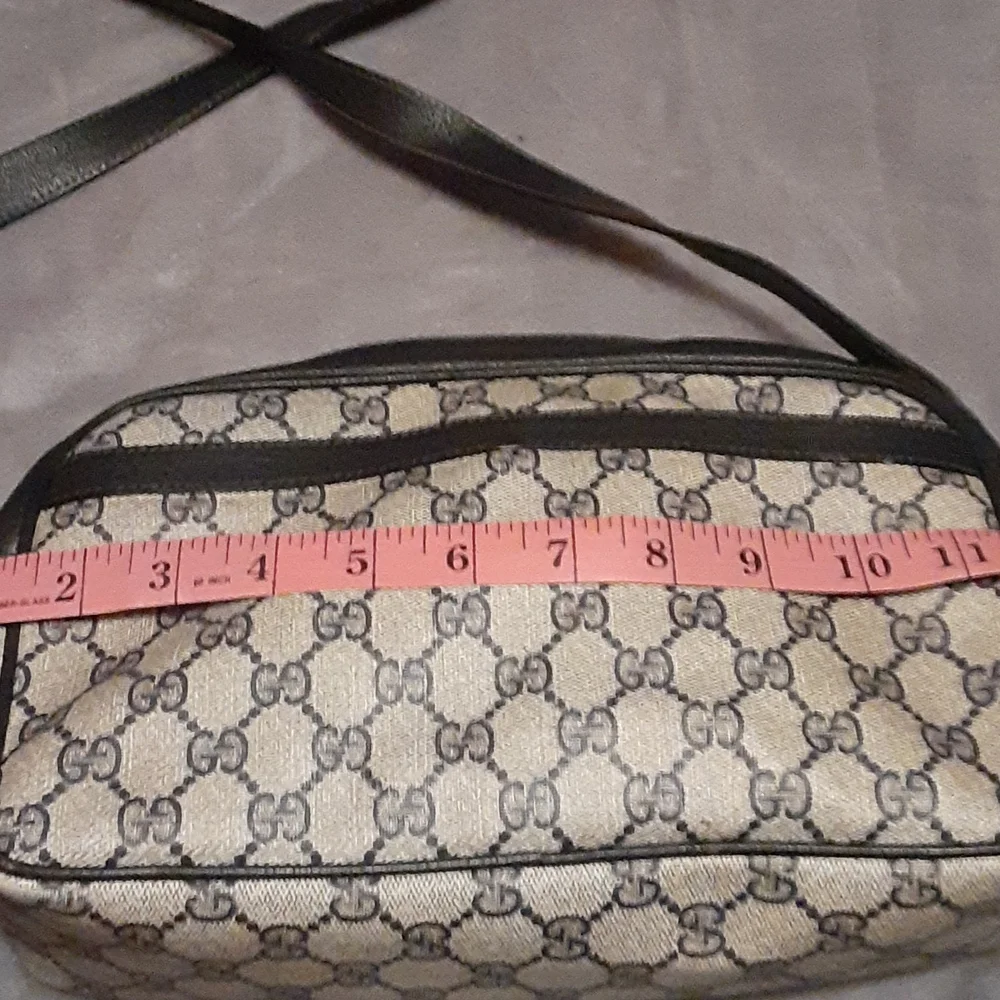 Gucci Vintage Purse - Picture 6 of 16